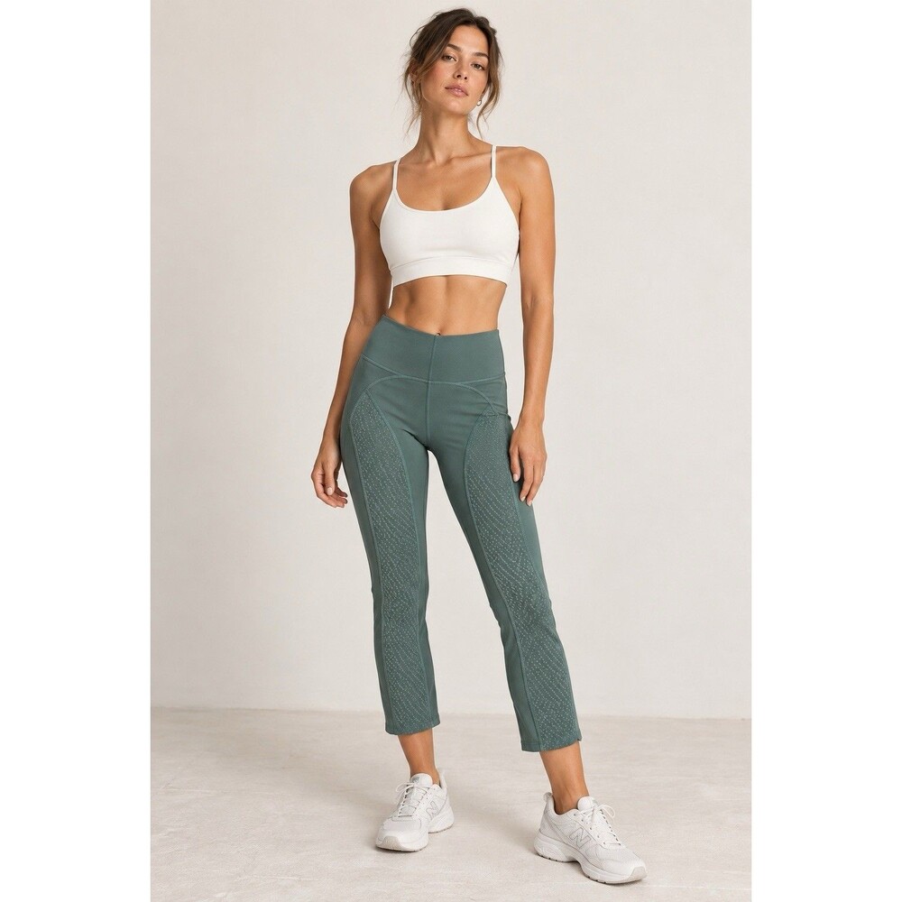 Lululemon Womens Nulu and Mesh Mid-Rise Yoga Crop 23" Tidewater Teal Gym Size 4